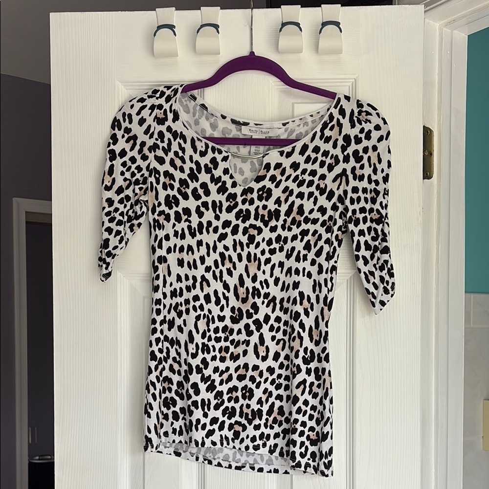 White House Black Market Fitted 3/4 Sleeve Blouse